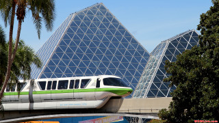 Futuristic train city palm plant - retrofuturism free wallpaper