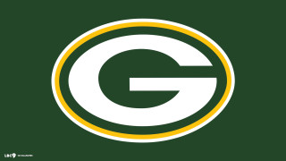 Green packers logo yellow white - a white circle in the center of the image free wallpaper