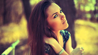 Woman long hair bracelet looking - her wrist free wallpaper