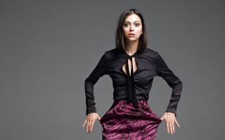 Woman skirt black shirt posing - black shirt free wallpaper