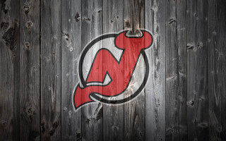 Wooden wall baseball team logo - a wooden fence behind free wallpaper