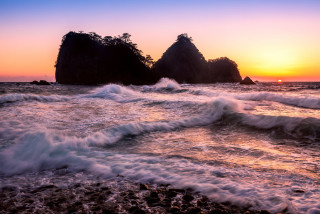 Sunset ocean waves crashing shore 7 - two large rock free wallpaper