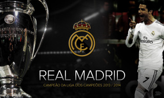 Real madrid soccer player holding - realism free wallpaper for desktop