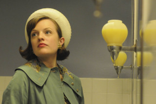 Woman green coat hat mirror - modernism free wallpaper