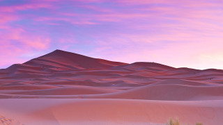 Desert mountain pink sky clouds - a mountain in the background free wallpaper