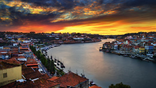 City river sunset clouds sky 2 - almada negreiro free wallpaper