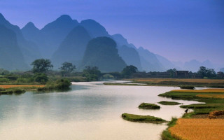 River mountains grass foreground scenery - dai xi free wallpaper
