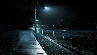 Wet street night streetlight sidewalk - a wet street free wallpaper