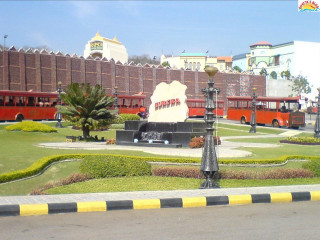 Red bus parked building bus - basuki abdullah free wallpaper