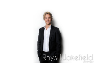 Man suit smiling white wall - bernard fleetwoodwalker free wallpaper