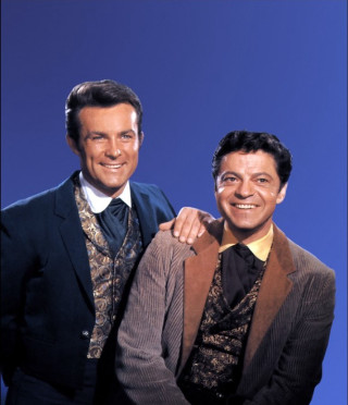 Two men suits posing jacket - two man free wallpaper for tablet