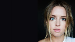 Woman blue eyes white shirt 8 - emma geary free wallpaper for desktop