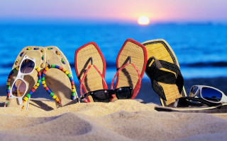 Flip flops sunglasses beach sunset - summer free wallpaper for desktop