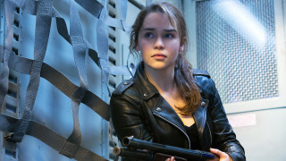 Woman holding gun serious look 2 - neo free wallpaper