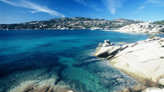 Lake mountain rocks blue sky - didier mouron free wallpaper