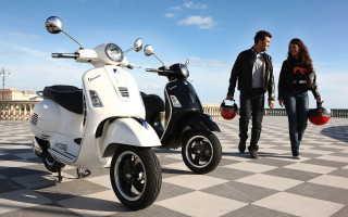 Man woman white scooter checkered - floor free wallpaper for desktop