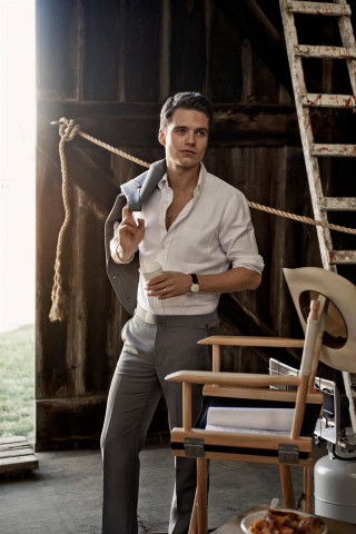 Man white shirt gray pants - a marble sculpture free wallpaper for mobile