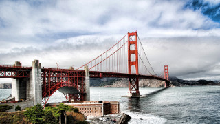 Large bridge body of water - a large bridge free wallpaper