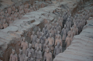 Emperor huizong statues cave mountain - figurine free wallpaper
