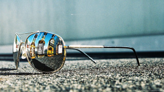 Sunglasses reflection building lens image - chrome free wallpaper for desktop