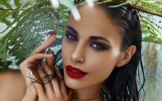 Woman fern headshot fashion photorealistic - bettina heinenayech free wallpaper