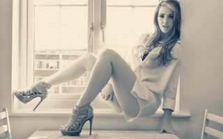 Woman window sill legs crossed - charlotte harding free wallpaper