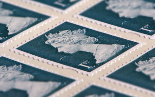 Stamp queen closeup image photo - technique free wallpaper