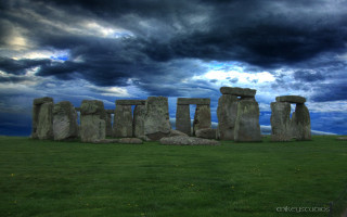 Stonehenge field cloudy sky grass - cloud above free wallpaper