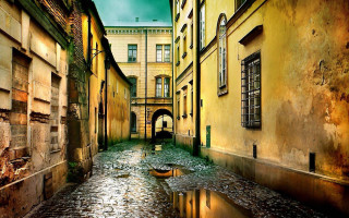 Narrow alley boat water building - narrow free wallpaper