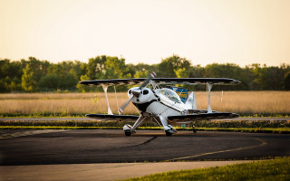 Small plane runway grass trees - a small plane free wallpaper