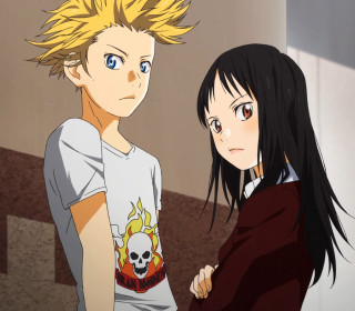 Couple people standing room wall - a wall behind them free wallpaper