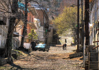 Man riding horse street car - abdullah gërguri free wallpaper