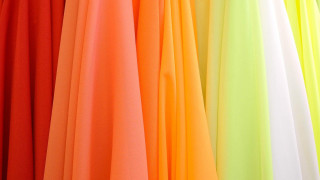 Colored dresses store window red 2 - fluorescent free wallpaper