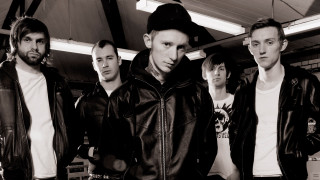 Group men room ceiling fan - a light fixture free wallpaper