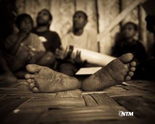 Group people sitting wooden floor - antoine ignace melling free wallpaper