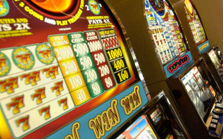 Slot machines casino man woman - incoherent free wallpaper