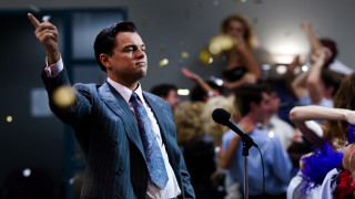 Man suit tie speech crowd - epic scene free wallpaper