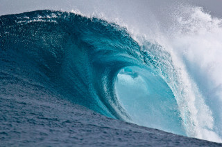 Large wave surfer ocean blue 2 - a large wave free wallpaper