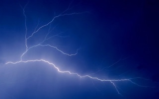 Lightning plane night sky volumetric - volumetric lightning free wallpaper