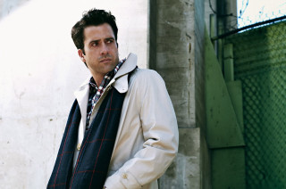 Man standing building scarf jacket - a jacket free wallpaper for desktop