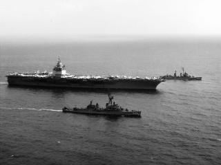 Two ships water larger smaller - larger free wallpaper