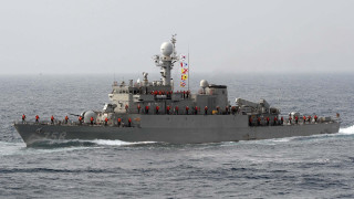 Large gray ship ocean people 10 - gray free wallpaper