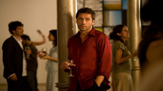 Man pole wine glass people - elias goldberg free wallpaper