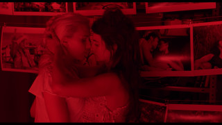 Girls kissing red room pictures - a red room free wallpaper