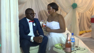 Man woman couch drinks cake - chinwe chukwuogoroy free wallpaper for desktop