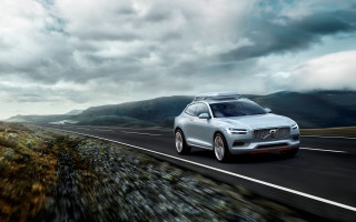 Silver volvo car driving mountains - silver free wallpaper for desktop