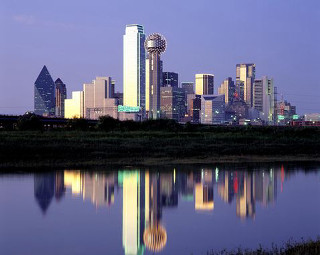 City skyline lake water tower - free city wallpaper