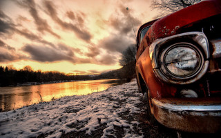 Red car sunset lake cloudy - a snow free wallpaper