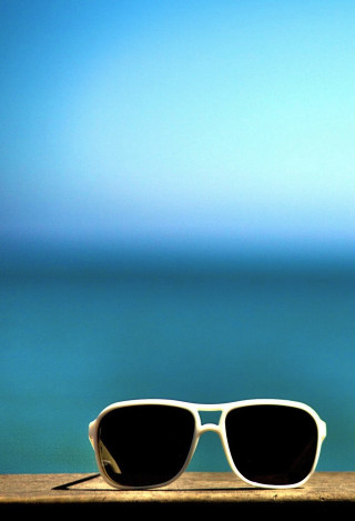 Sunglasses ocean drink blue sky - sunglass free wallpaper for mobile