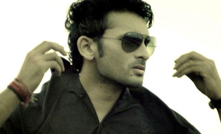 Man sunglasses black shirt hand - bikash bhattacharjee free wallpaper